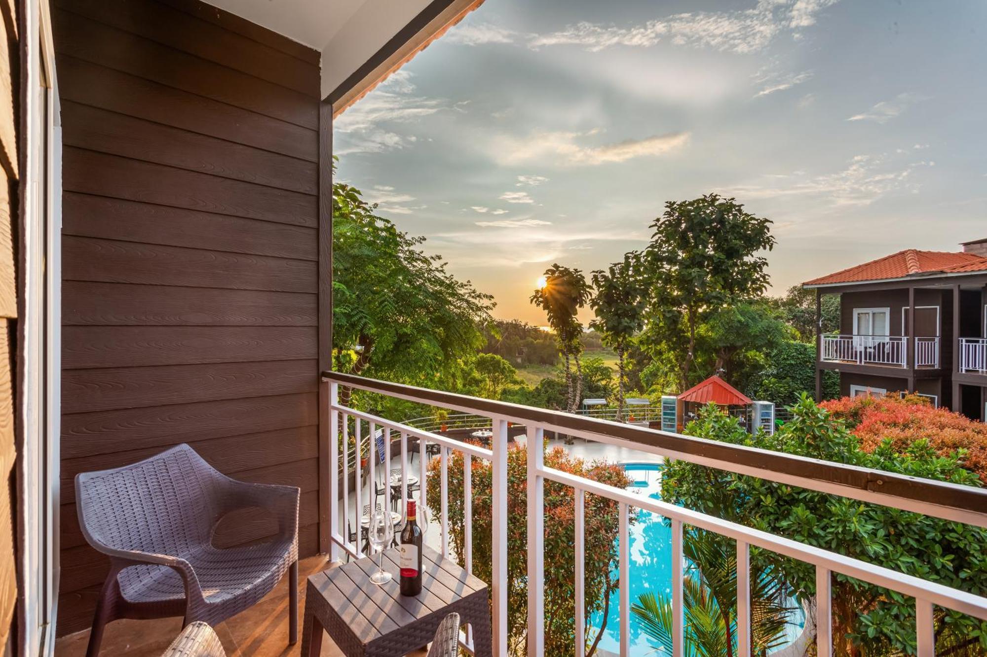 Aurum Resorts Morjim Ashvem Beach Exterior foto