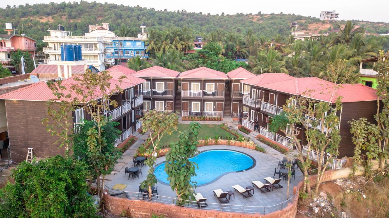 Aurum Resorts Morjim Ashvem Beach Exterior foto