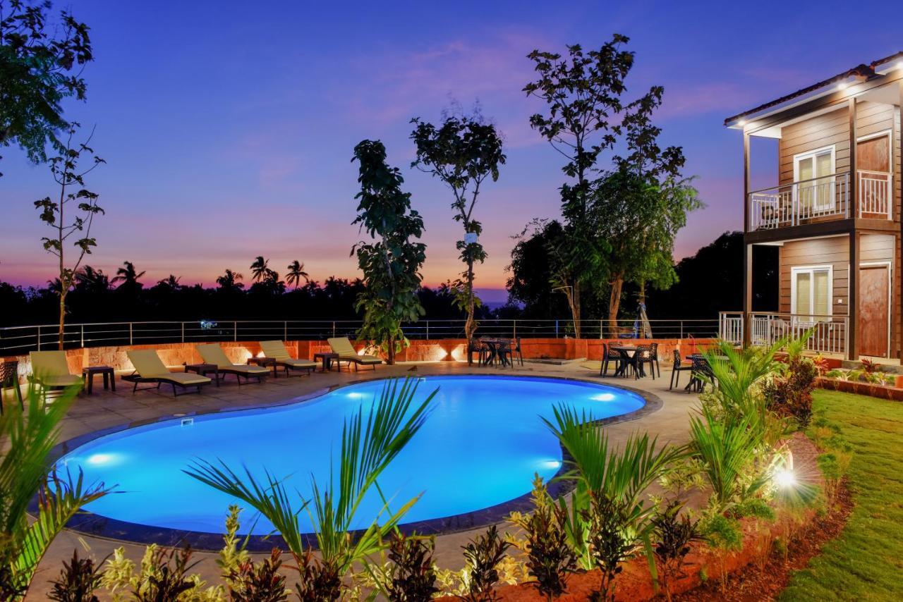 Aurum Resorts Morjim Ashvem Beach Exterior foto